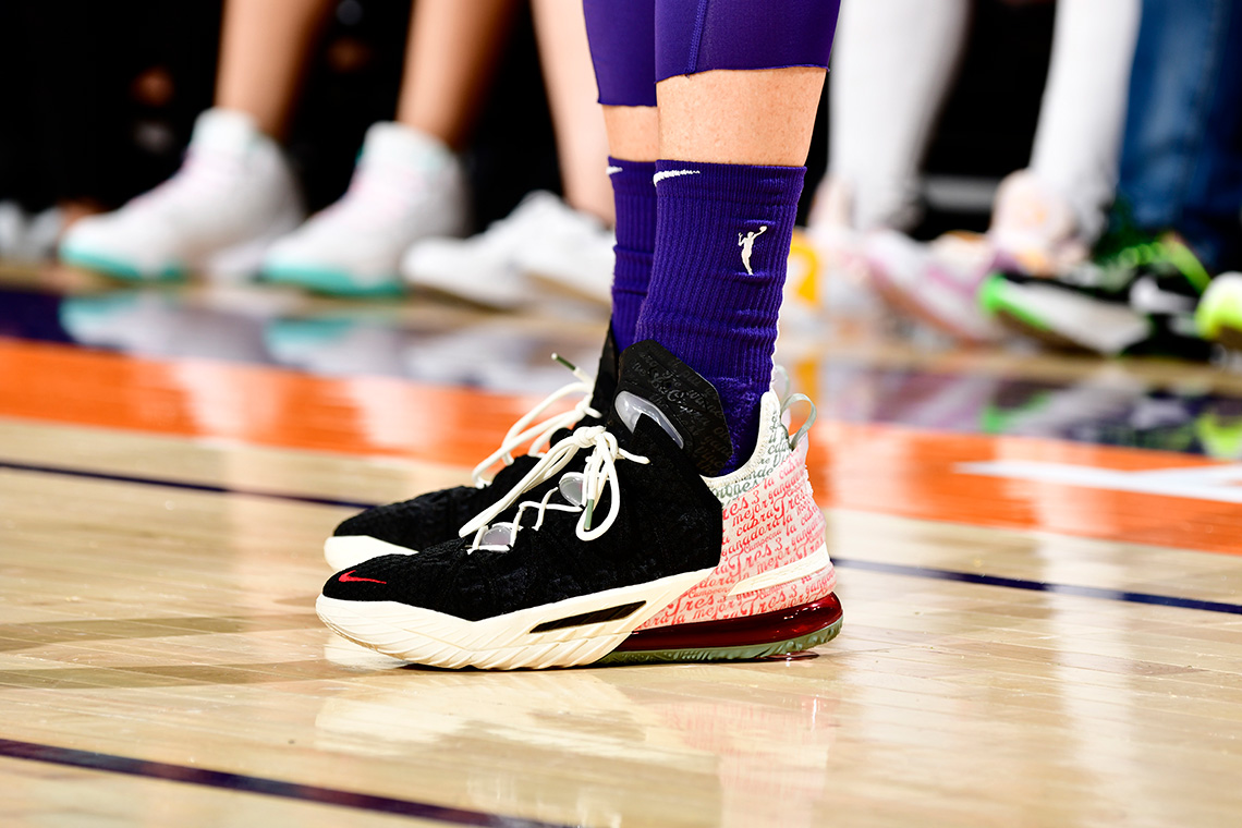 Guard player shoe design is low-mid cut and lightweight with grip.